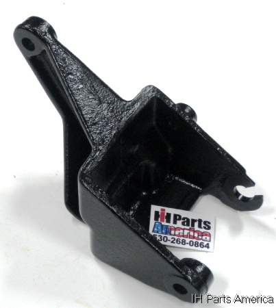 mh　36 IH Parts America: Used Power Steering Pump Bracket for 1971-80