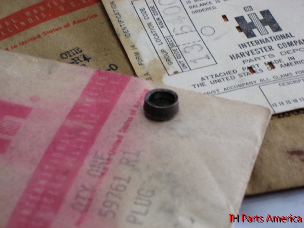 NOS - New Old Stock Plug