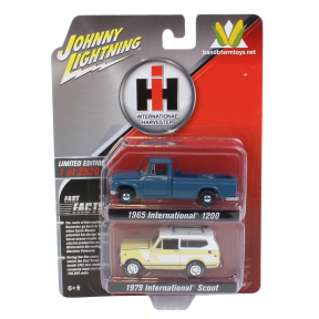 Johnny Lightning 1/64 International Harvester 2 Pack: 1965 Model 1200 & 1979 Scout