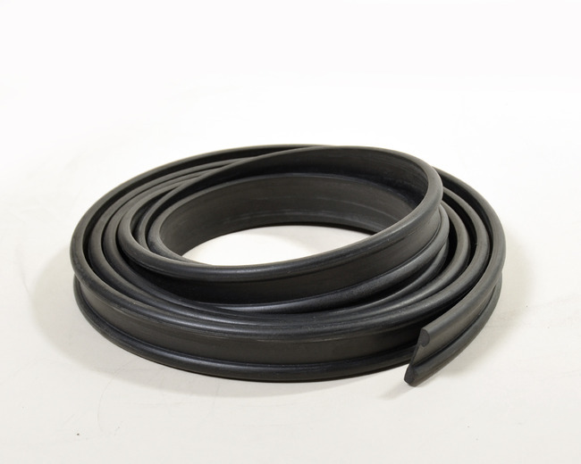 1940-1949 International KB 6-12 and 1937-1940 'D' Series Hood To Grill Seal