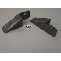 Harvester Hardware Front Spring Hanger Gusset for 1971-80 Scout II, Terra or Traveler