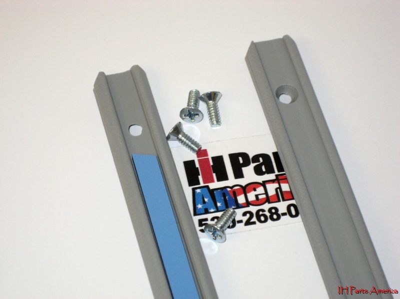1971-80 International Scout II Front Window Guide Left or Right OEM 1971-80 International Scout II Front Window Guide Left or Right OEM